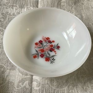 VTG Fire King white milk glass Prime Rose flowers pattern round vegetable bowl